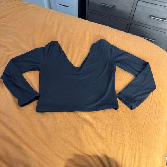 V Neck Crop Top size XL - Picture 3 of 4